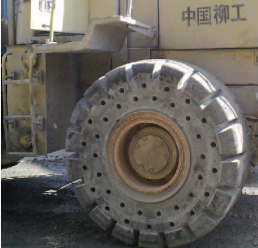 滑移式裝載機專用實心輪胎